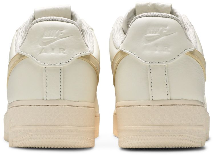 Nike Air Force 1 Low 07 Premium Oversize Swoosh Sail