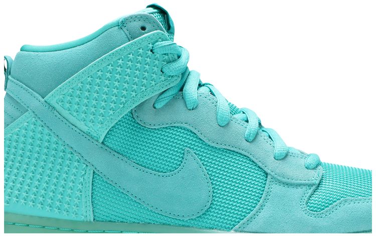 Nike Dunk CMFT Premium Light Retro