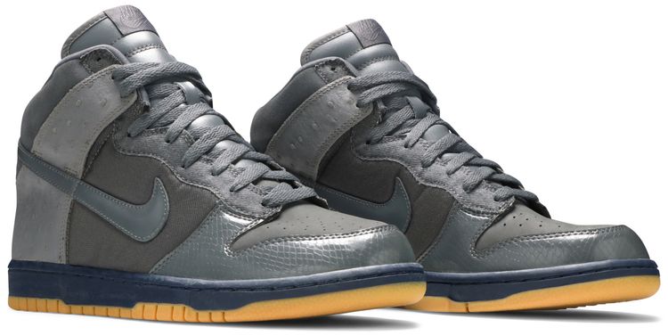 Nike Dunk High Deluxe