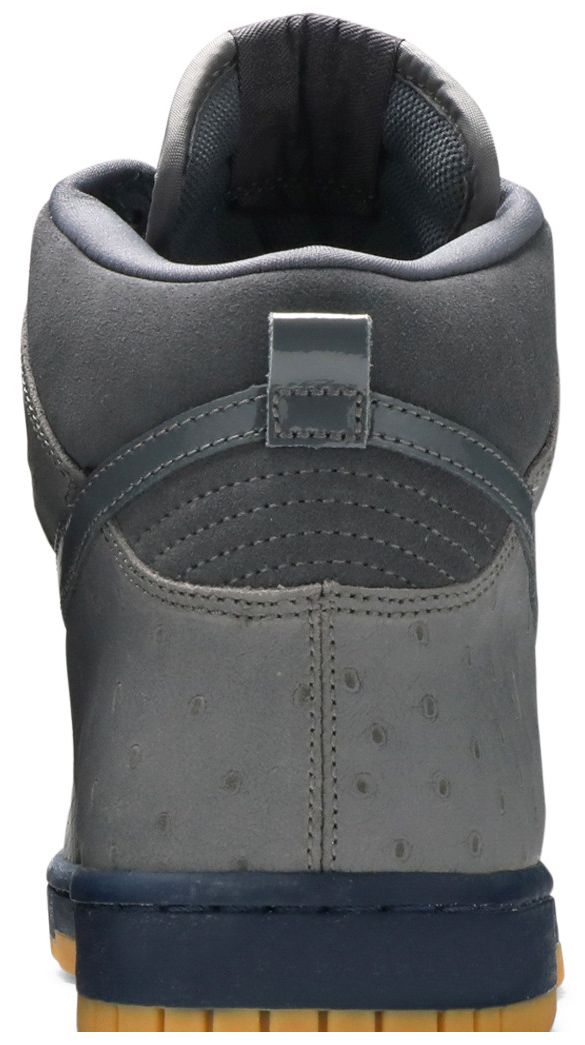 Nike Dunk High Deluxe