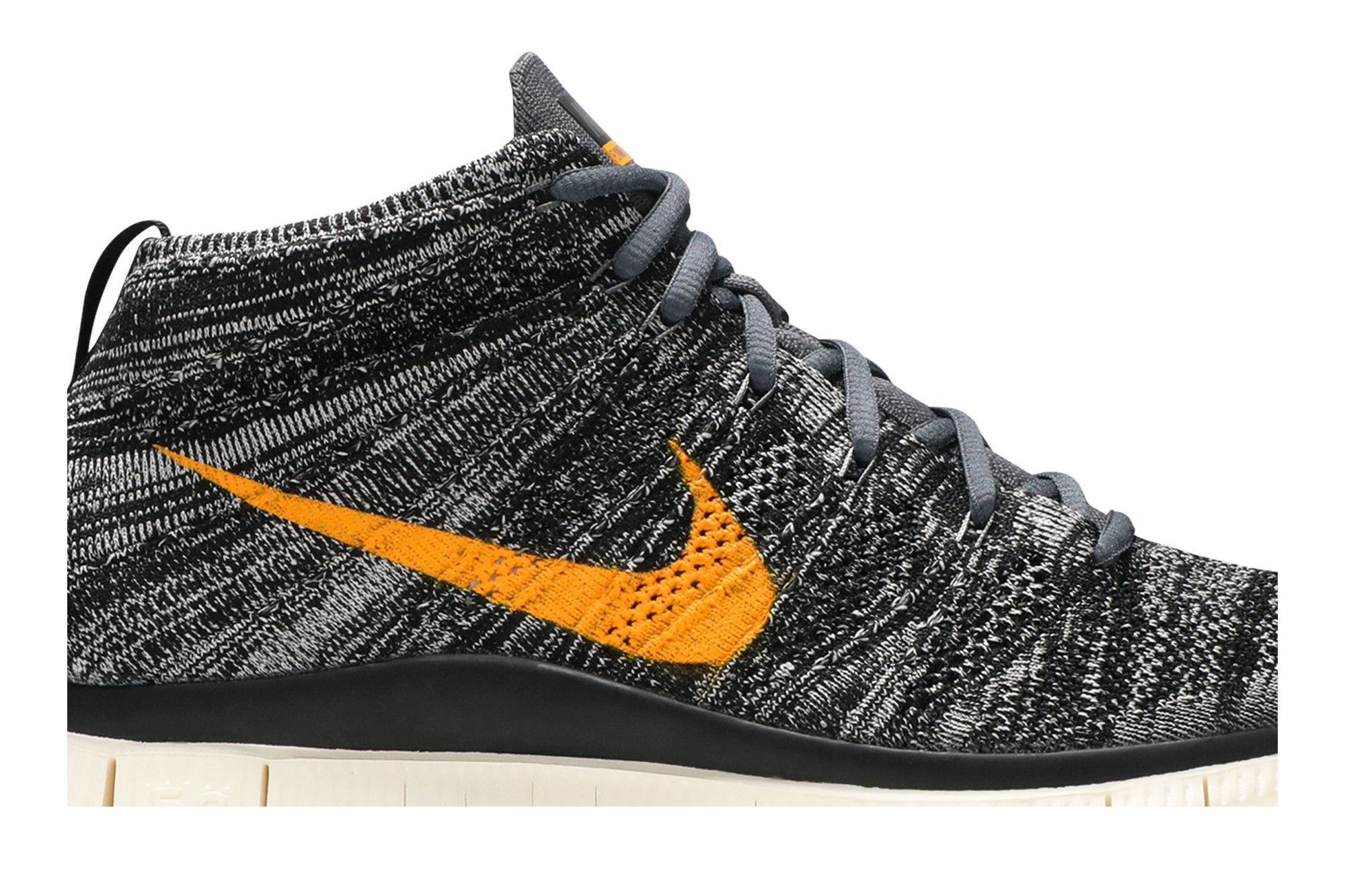 nike flyknit chukka mens