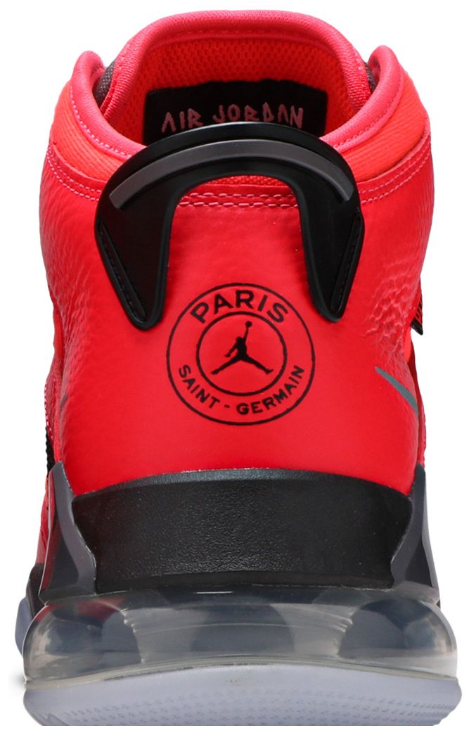 Paris Saint Germain x Air Jordan Jordan Mars 270 Infrared