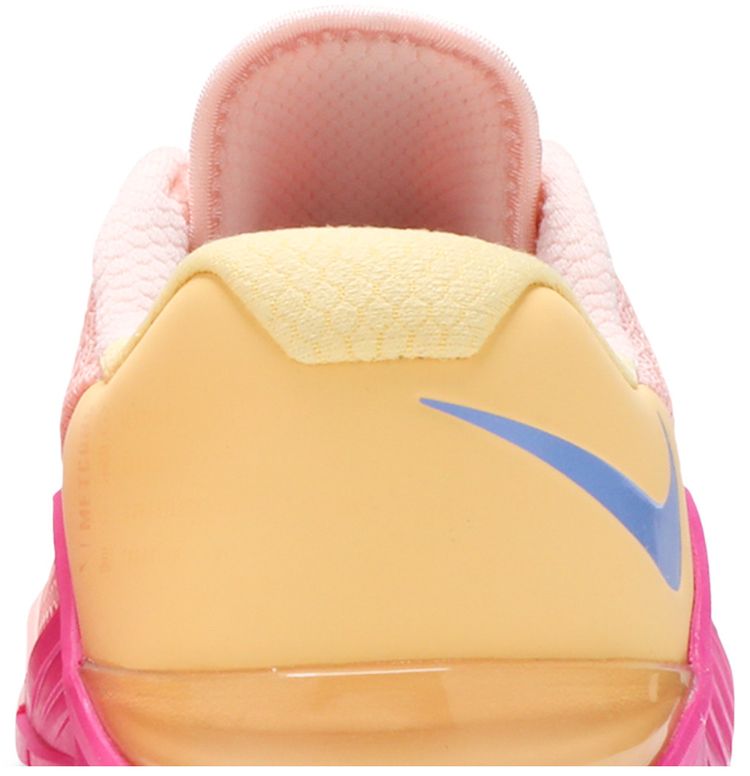 Nike Wmns Metcon 5 Washed Coral Pink