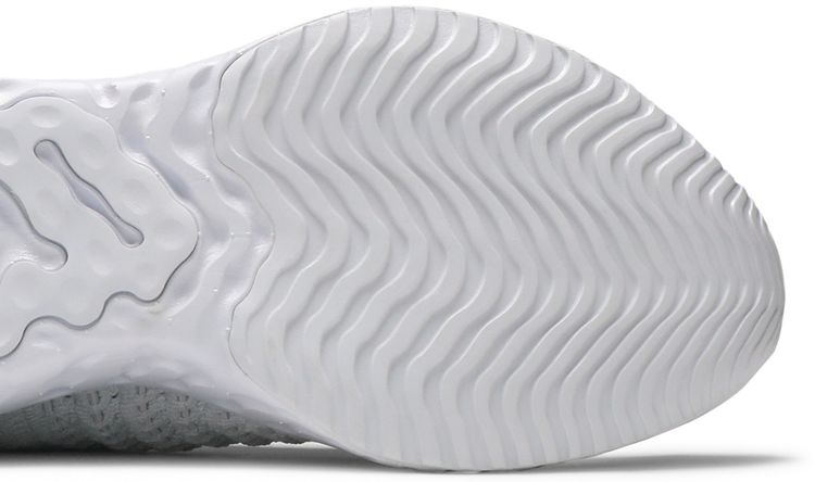 Nike Wmns React Phantom Run Flyknit 2 True White Silver