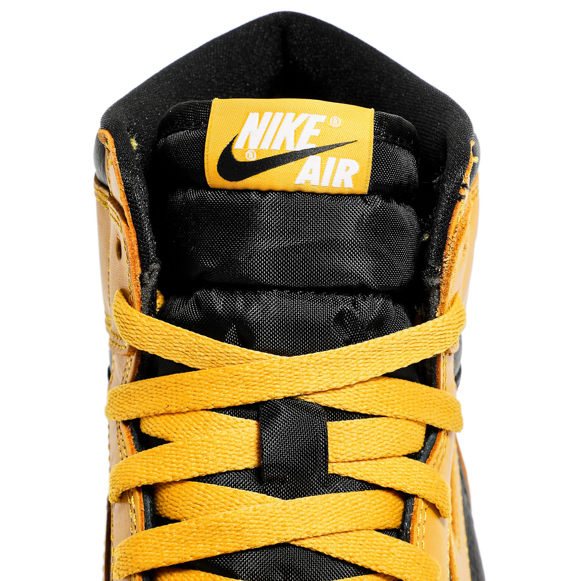 Buy Air Jordan 1 Retro High OG 'Pollen' - 555088 701 | GOAT