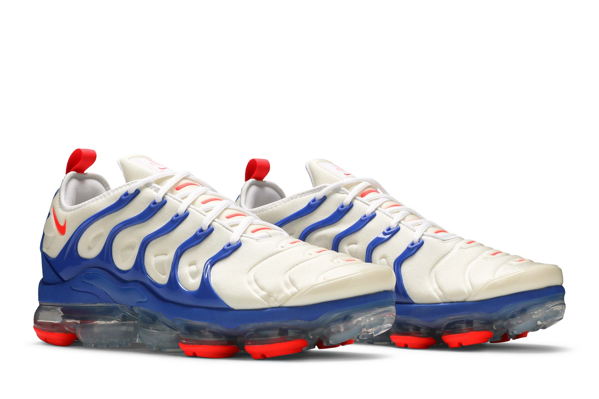 white blue and red vapor max