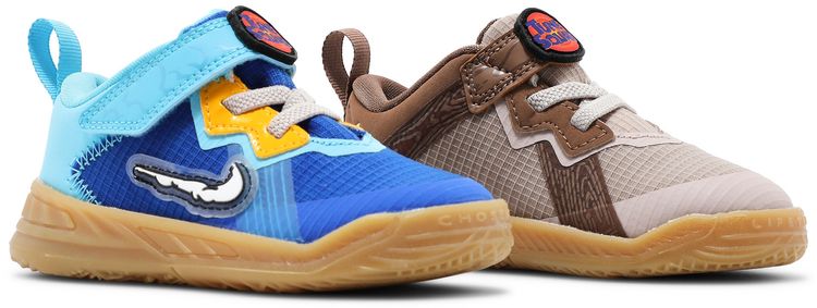 Space Jam x LeBron 18 Low TD Wile E x Nike Roadrunner