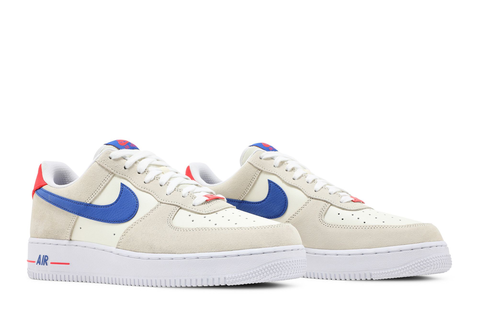 Size 4.0 Air Force 1 07 LV8 Coconut Milk Hyper Royal