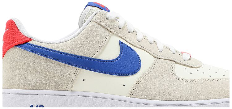 Air Force 1 07 LV8 Coconut Milk Hyper Royal