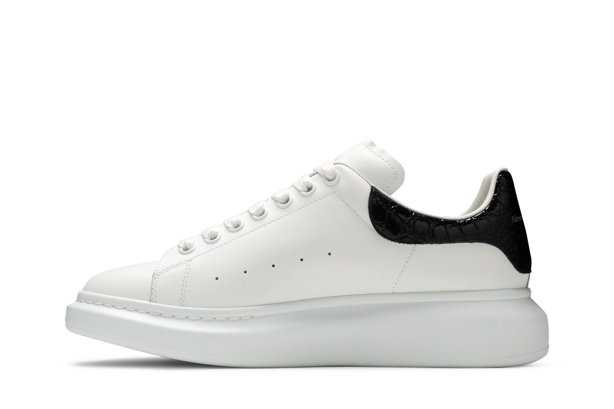 関税負担☆人気☆【ALEXANDER MCQUEEN】☆OVERSOLE SNEAKERS☆ McQueen Oversized sneakers for Men - Black in USA | Level Shoes