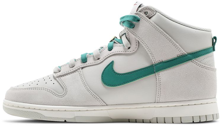Dunk High SE First Use Pack   Green Noise