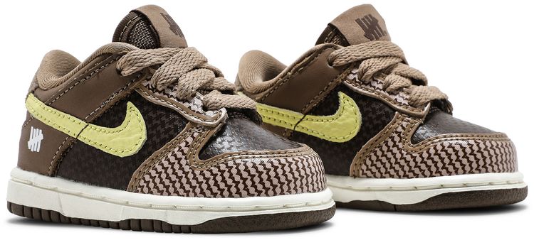 Undefeated x Dunk Low SP TD Canteen