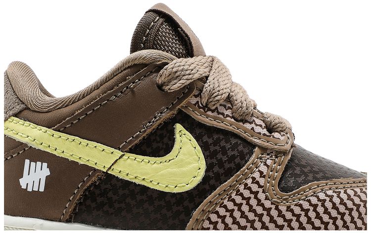 Undefeated x Dunk Low SP TD Canteen