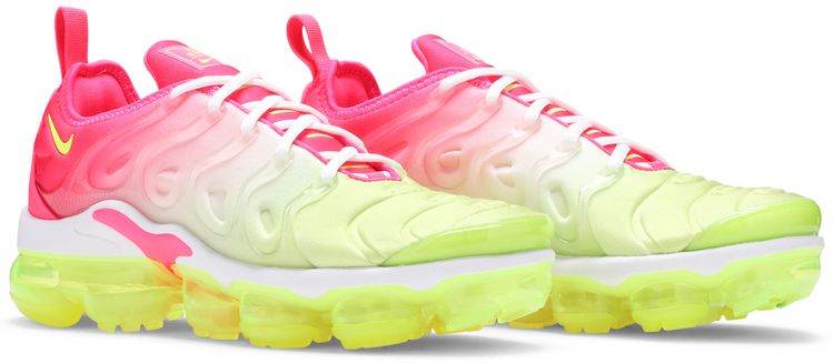 Nike Wmns Air VaporMax Plus Pink Volt Gradient