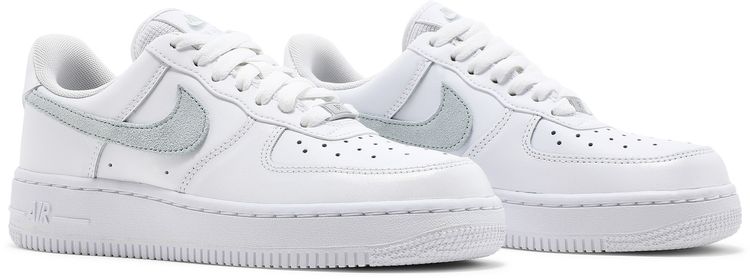 Nike Wmns Air Force 1 07 Glacier Blue