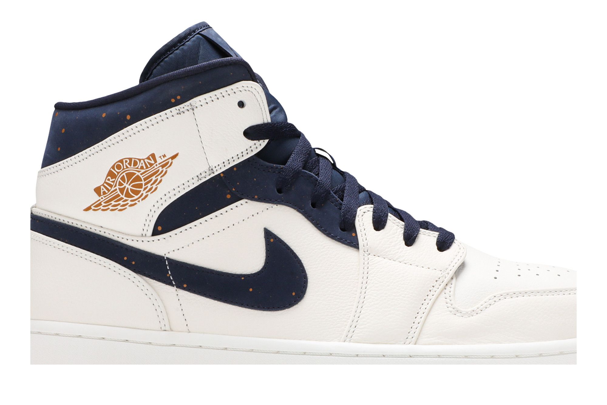 jordan 1 mid jeter