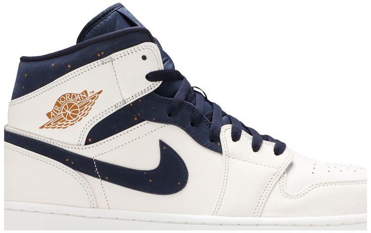 Air Jordan 1 Mid Jeter