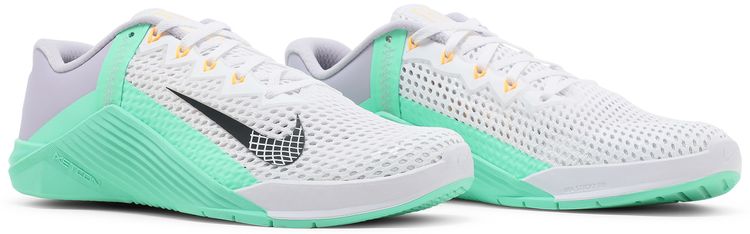 Nike Wmns Metcon 6 White Infinite Lilac Green