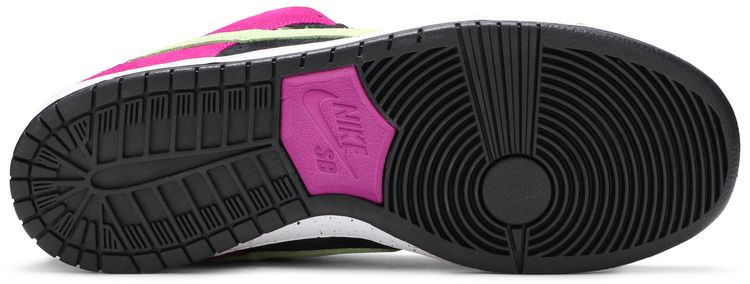 Nike Dunk Low Pro SB Red Plum