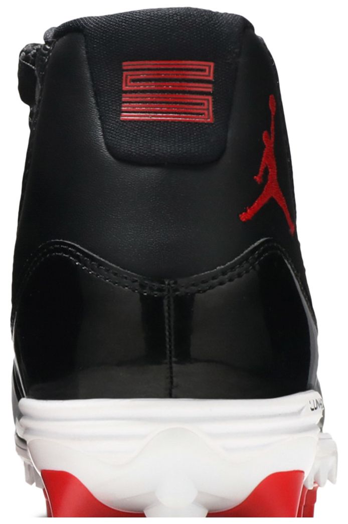 Air Jordan 11 Retro Cleat Bred