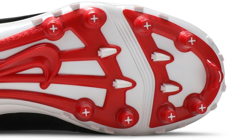 Air Jordan 11 Retro Cleat Bred