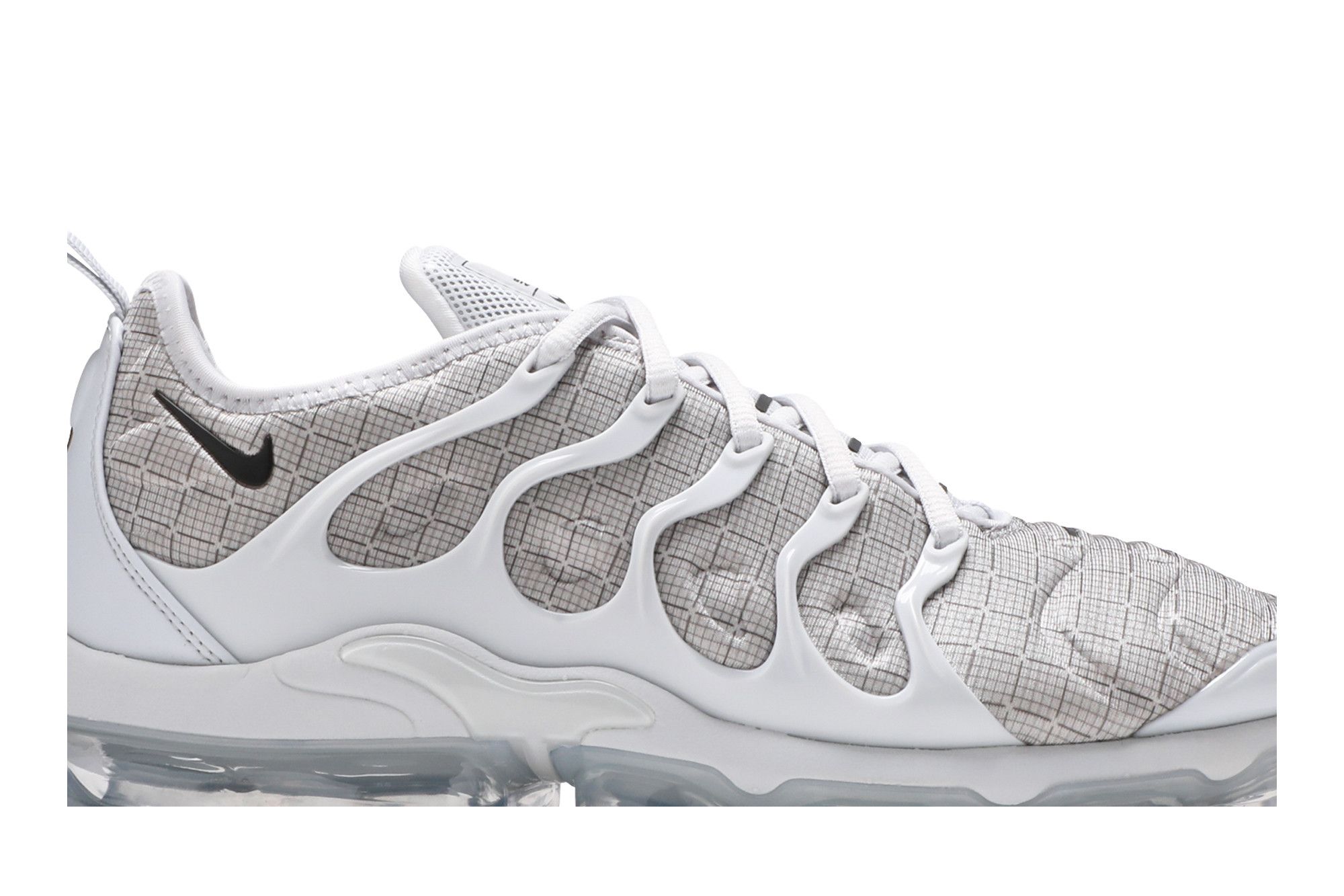 Platinum vapormax plus outlet