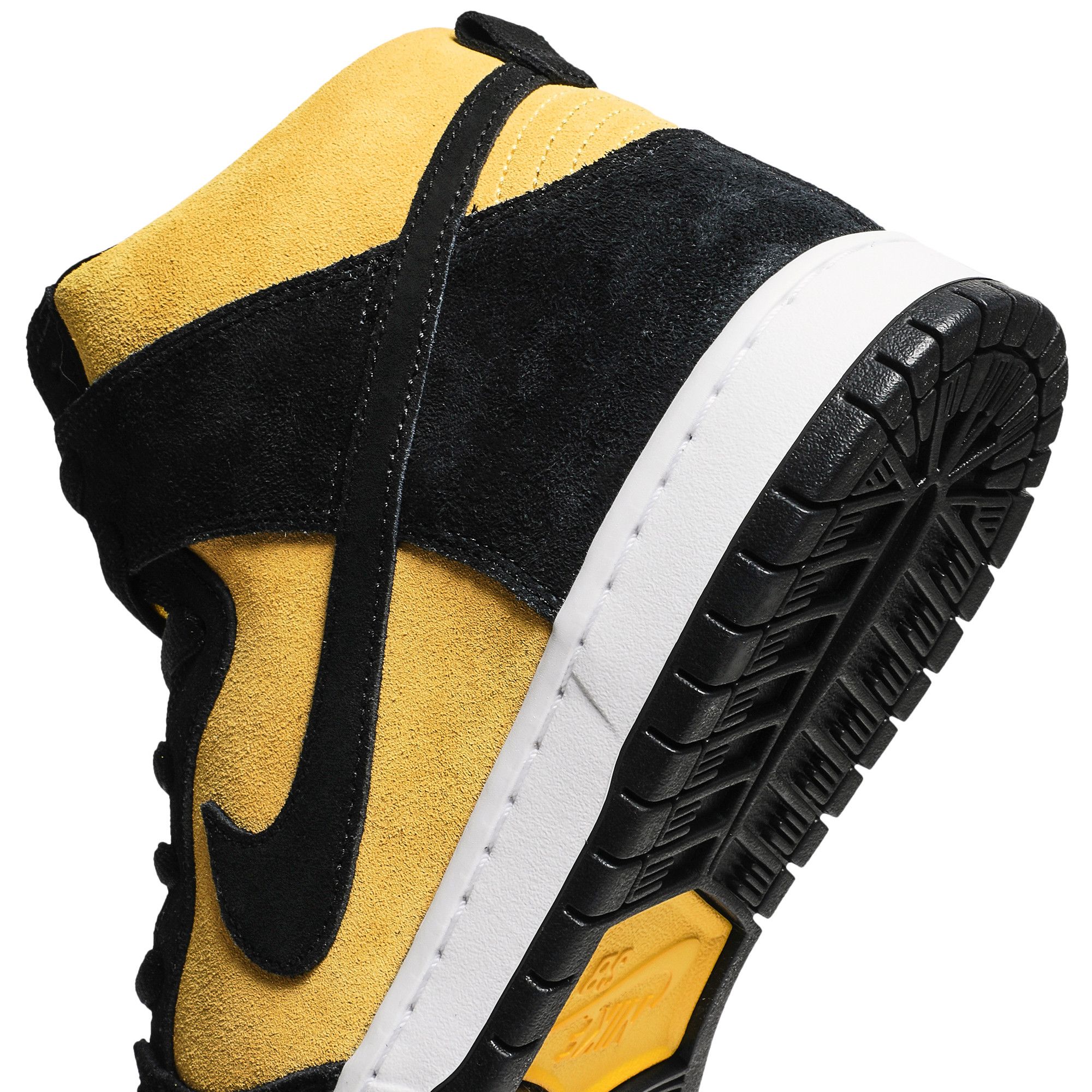Nike dunk high goldenrod clearance