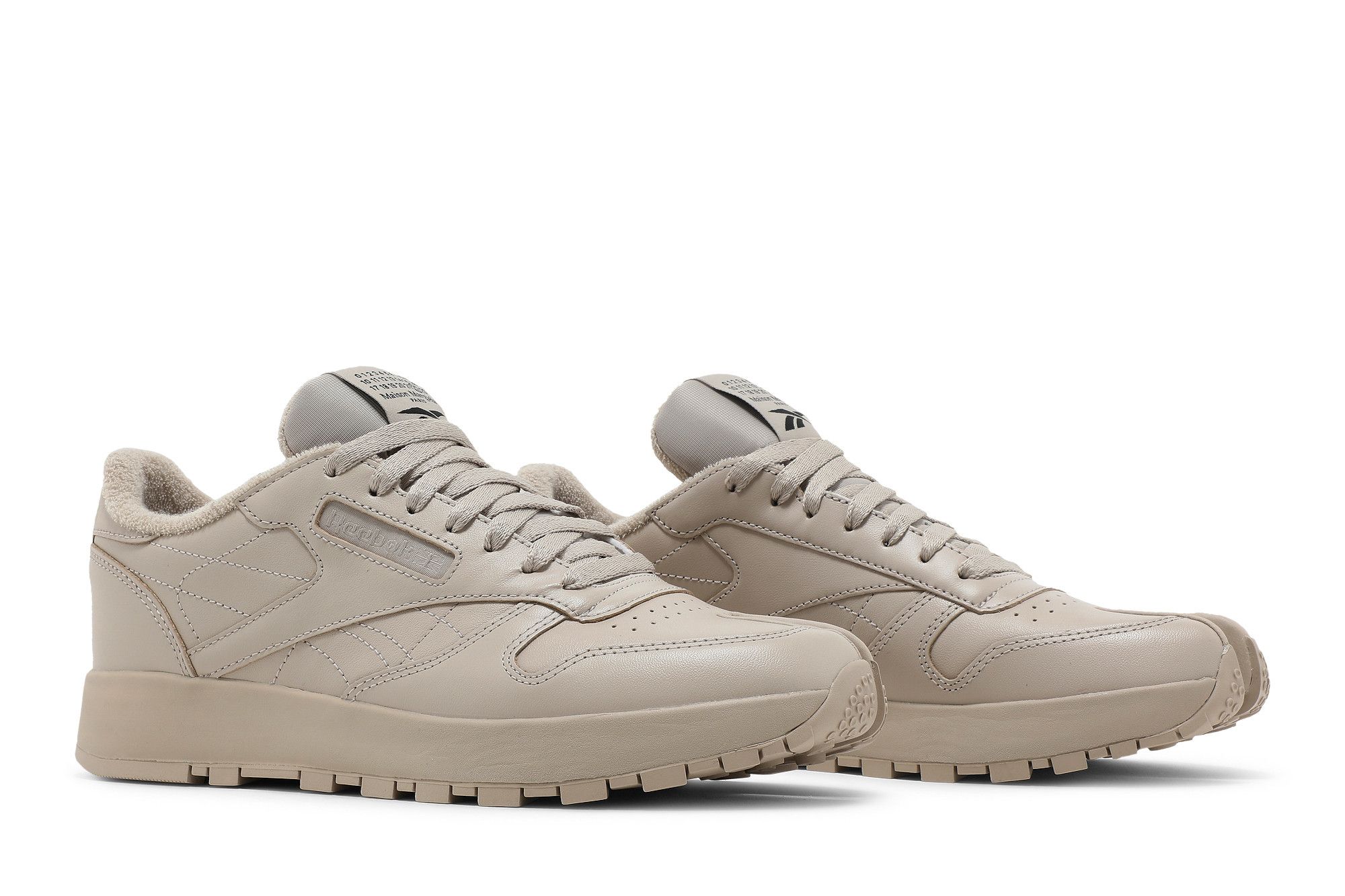 靴 RAB_Maison Margiela x Reebok Buy Maison Margiela x Reebok Classic Leather Tabi 'Natural