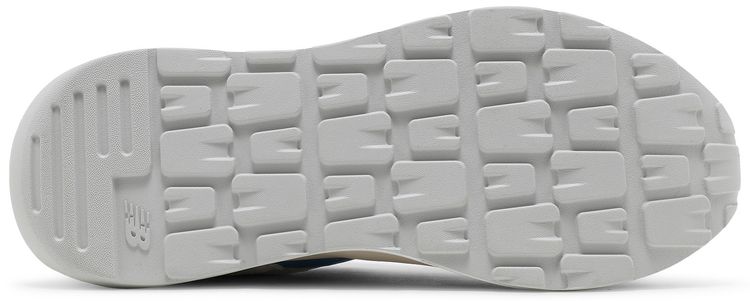 New Balance 5740 Sea Salt Helium
