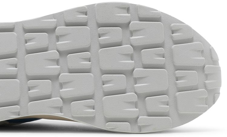 New Balance 5740 Sea Salt Helium