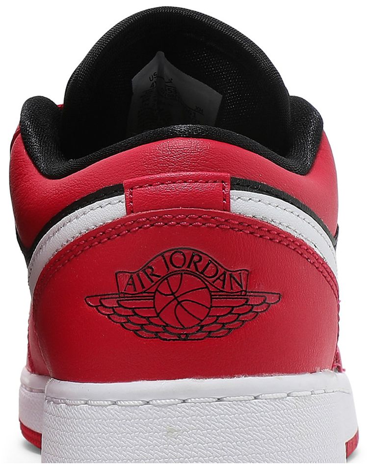Air Jordan 1 Low GS Black Very Berry