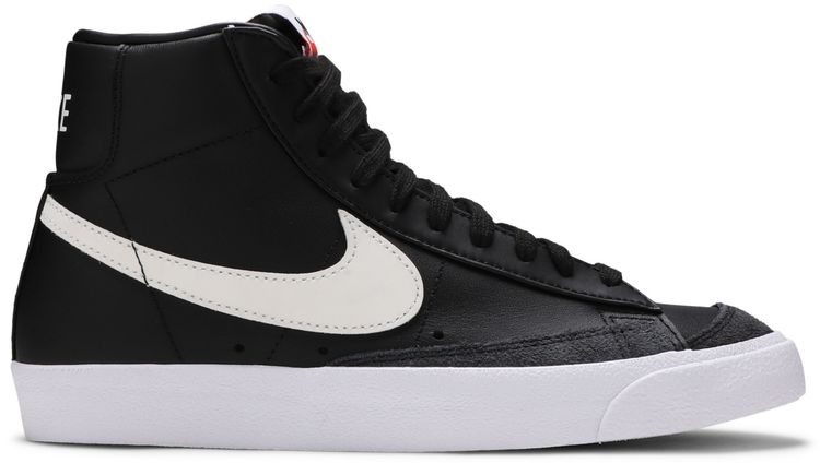 Nike Wmns Blazer Mid 77 Black White