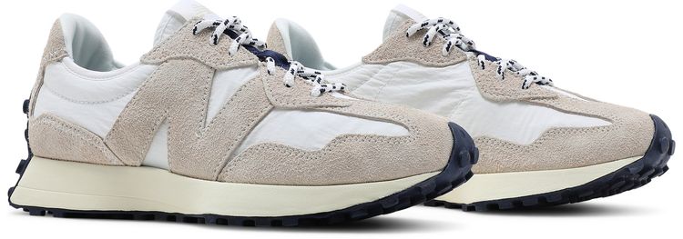 New Balance 327 Moonbeam