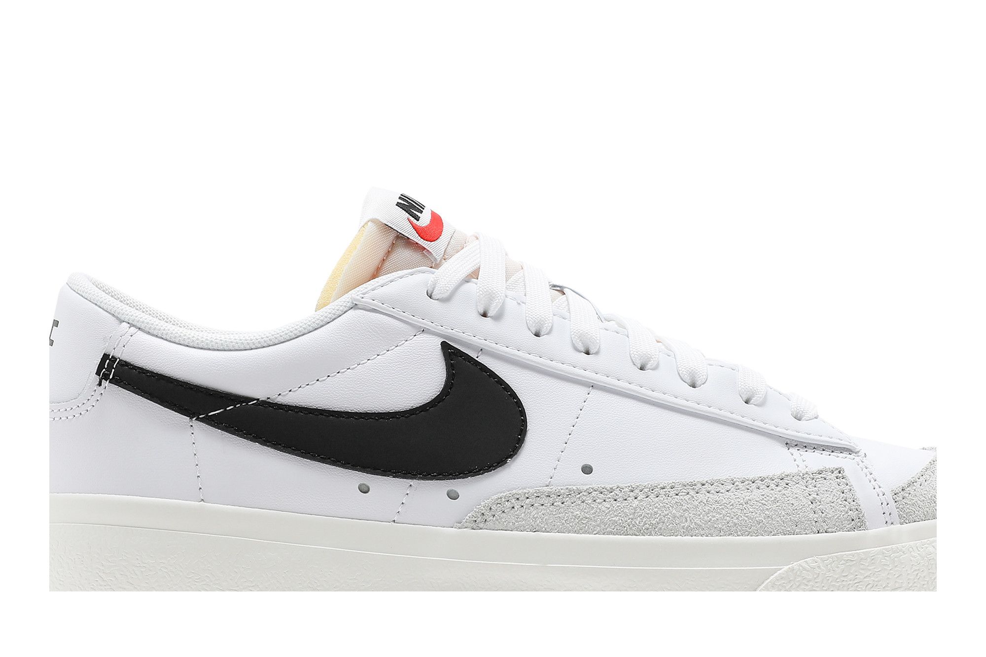 Buy Nike Wmns Blazer Low Platform 'White Black' - DJ0292 101 Buy Nike Wmns Blazer Low Platform 'White Black' - DJ0292 101