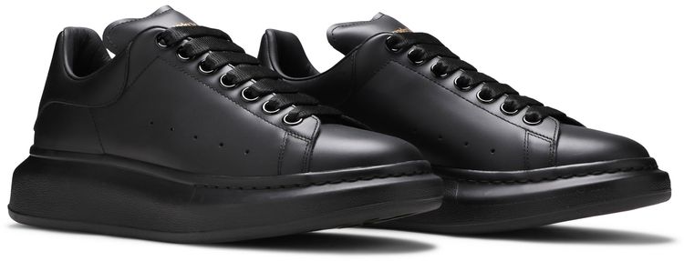 Alexander McQueen Oversized Sneaker All Black