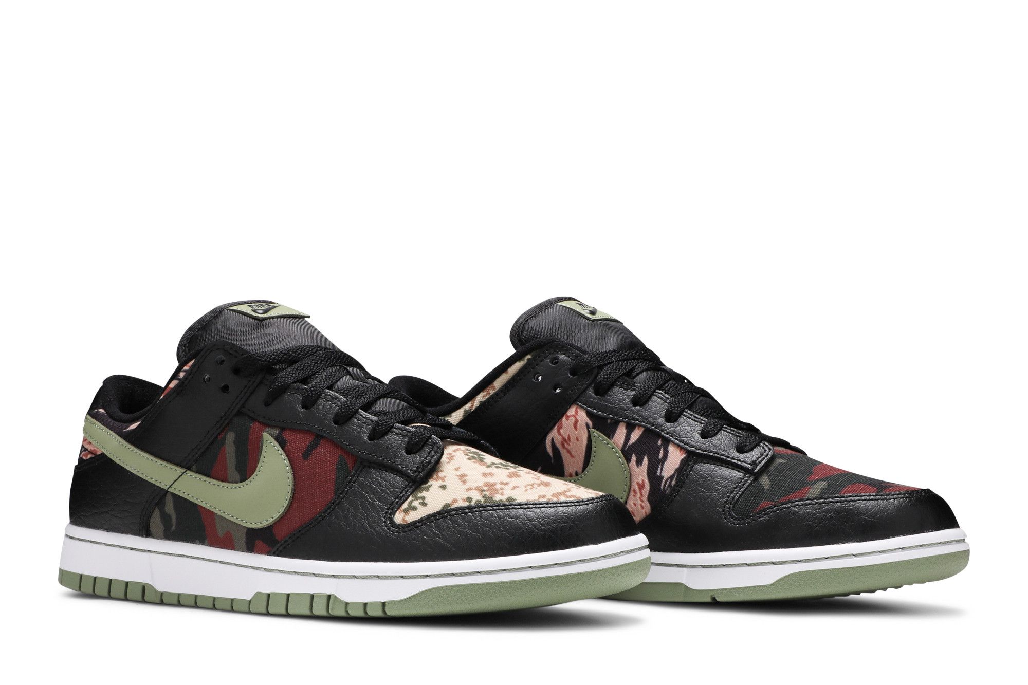Achetez des Nike Dunk Low SE 'Black Multi-Camo' - DH0957 001 | GOAT CA