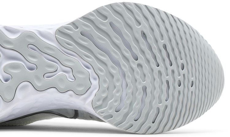 Nike Wmns React Infinity Run Flyknit 2 White Metallic Silver