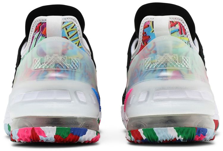 Nike LeBron 18 GS James Gang