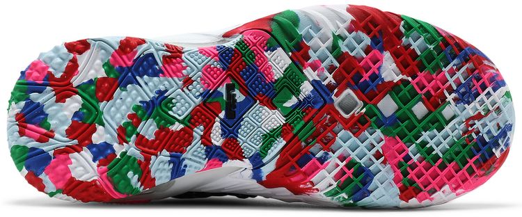 Nike LeBron 18 GS James Gang