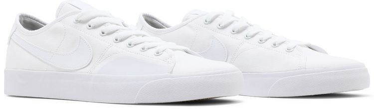 Nike Blazer Court SB Triple White