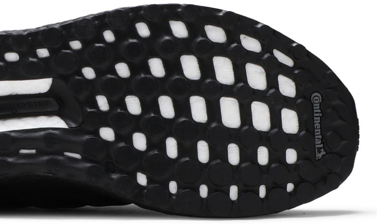 Adidas UltraBoost Black