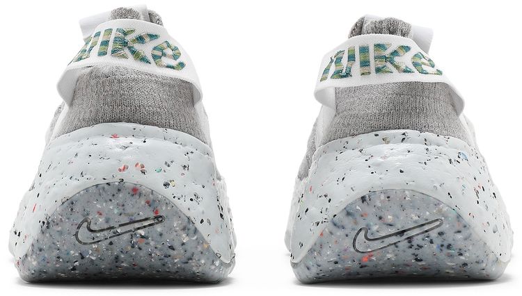 Nike Wmns Space Hippie 04 Photon Dust Mean Green