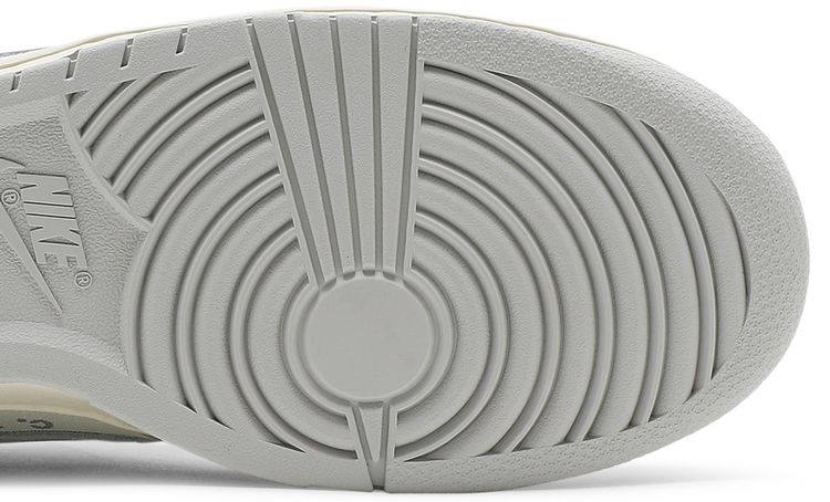 Off White x Nike Dunk Low Lot 04 of 50