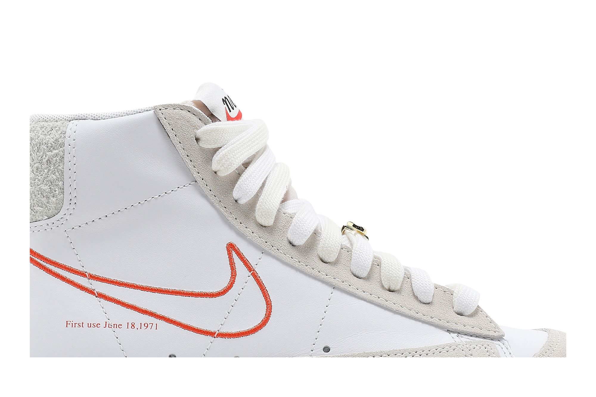 Buy Wmns Blazer Mid '77 SE 'First Use' - DH6757 100 | GOAT