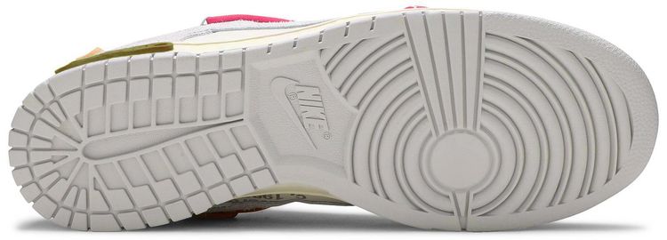 Off White x Nike Dunk Low Lot 17 of 50