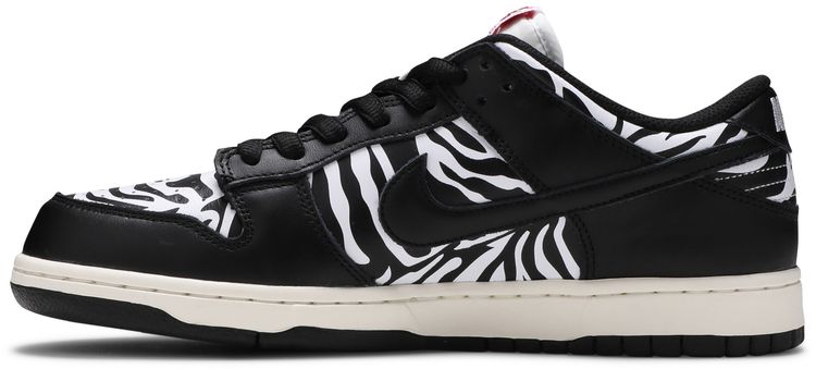 Quartersnacks x Nike Dunk Low SB Little Debbies Zebra Cakes