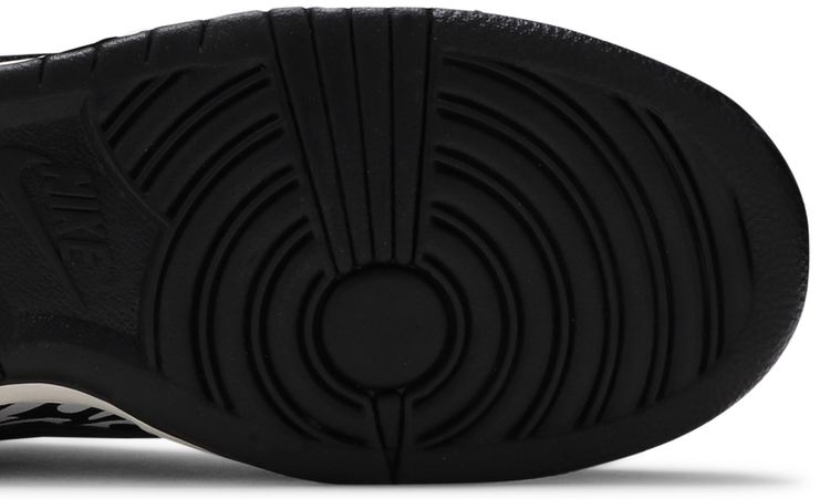 Quartersnacks x Nike Dunk Low SB Little Debbies Zebra Cakes