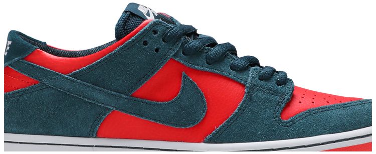 Nike Zoom Dunk Low Pro SB Reverse Shark