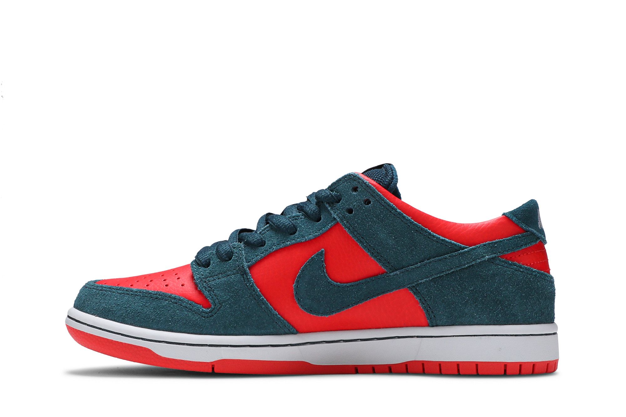 Buy Zoom Dunk Low Pro SB Reverse Shark 854866 336 GOAT CA