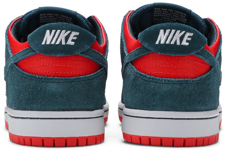Nike Zoom Dunk Low Pro SB Reverse Shark
